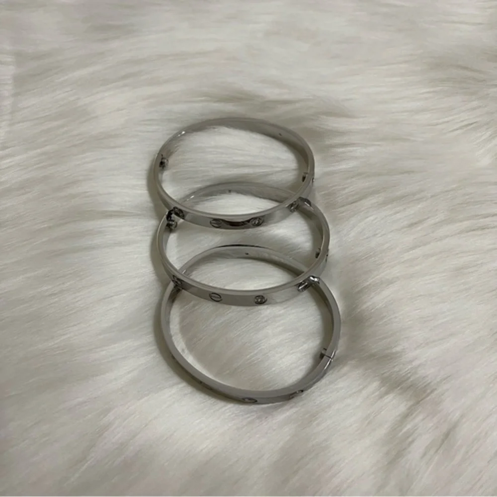Generic Stainless Steel Screw Cuff Bangle Bracelet with 4 Stones and Screwdriver